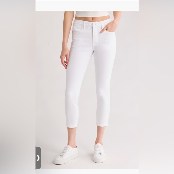 Good American Denim - Good American Good Legs Skinny
Crop Jeans NWT size 15